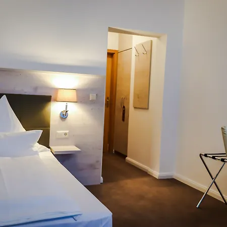 Waldhotel Luise Otel